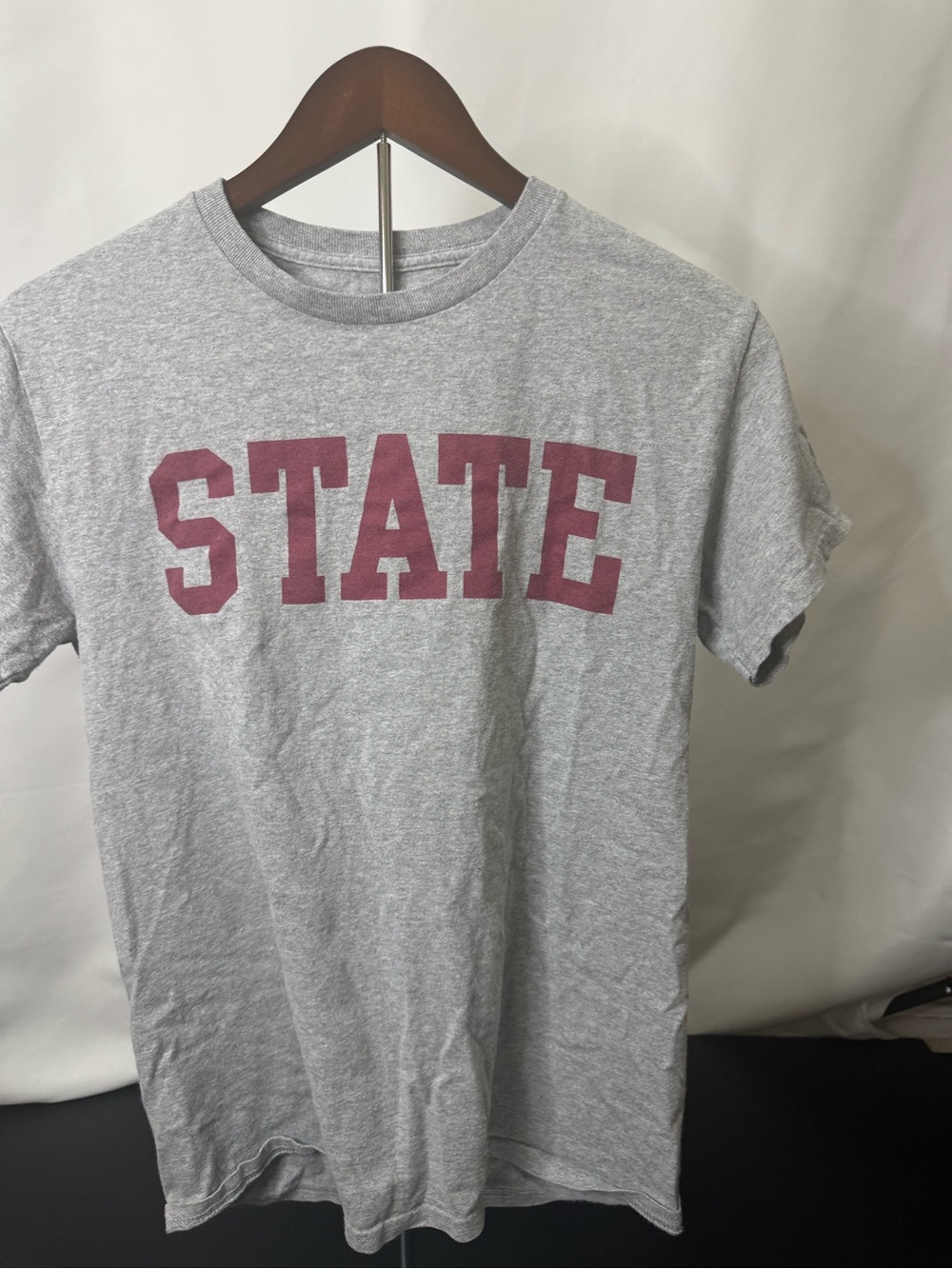 Gray 'STATE' Short-Sleeve Graphic T-Shirt woman’s small
